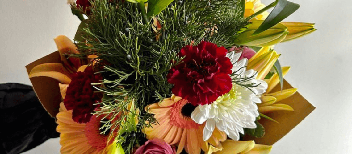 Florists-choice-bouqet-flowers-r-us-winnipeg