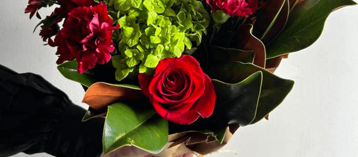 Florists-choice-bouqet-seasonal-flowers-r-us-winnipeg