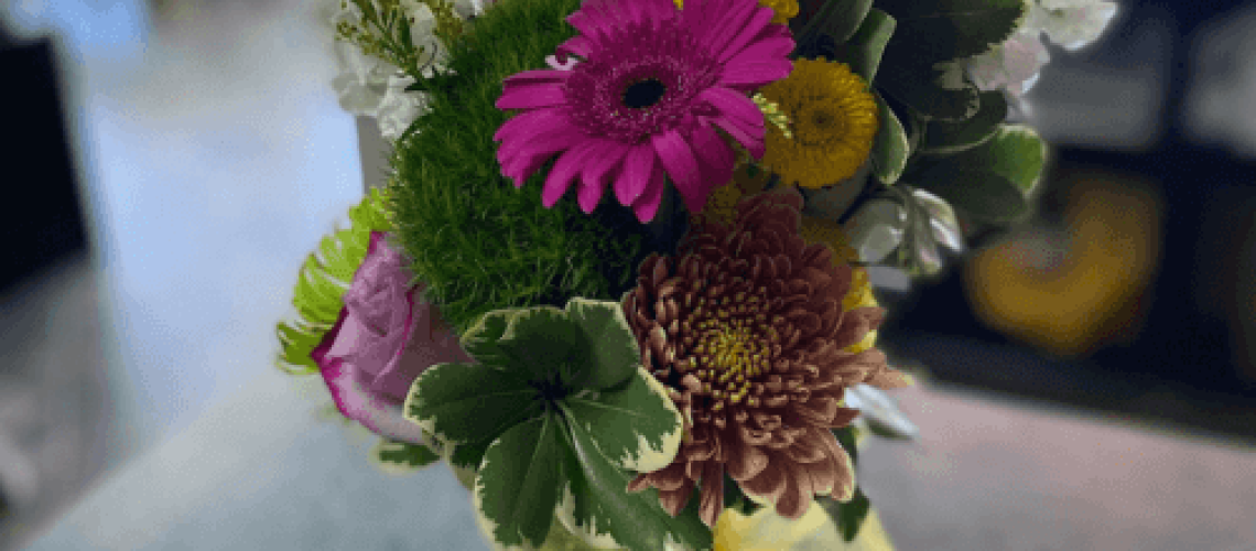 medium-bouquet-subscription-flowers-r-us